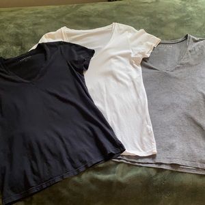 Lot of three Everlane t-shirts